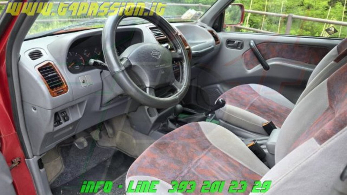 Nissan Terrano II 2.7 turbodiesel 3 porte SE (10)