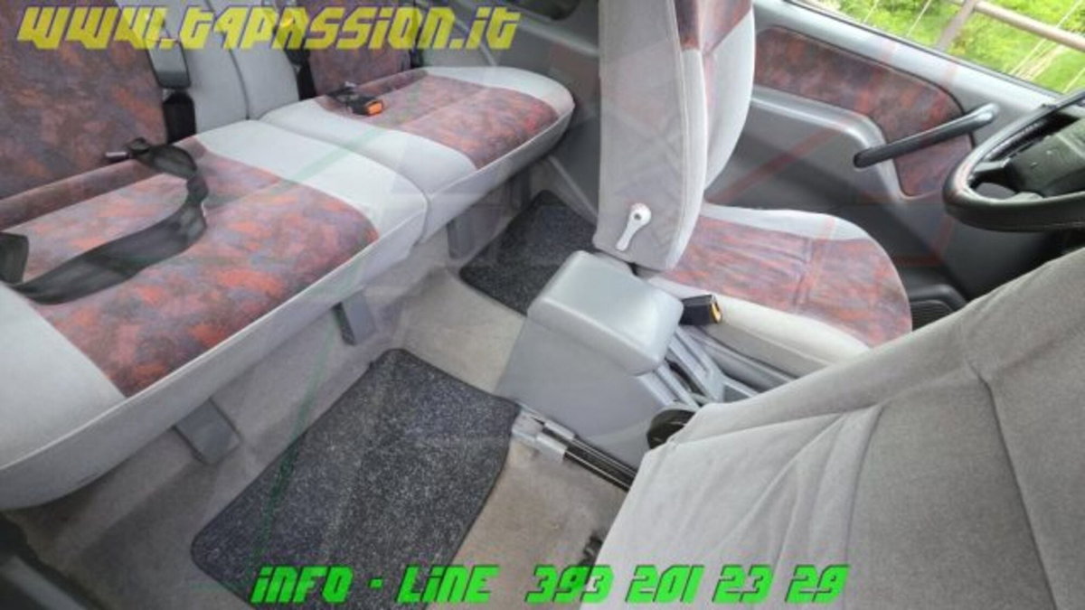 Nissan Terrano II 2.7 turbodiesel 3 porte SE (14)