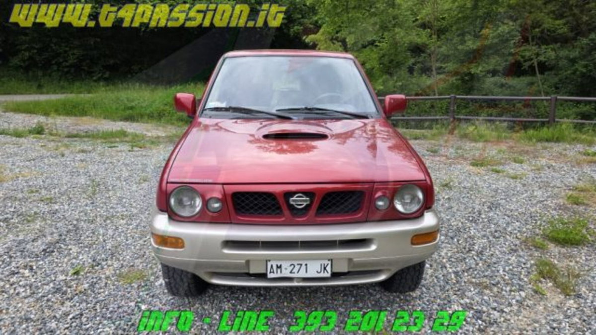 Nissan Terrano II 2.7 turbodiesel 3 porte SE (2)