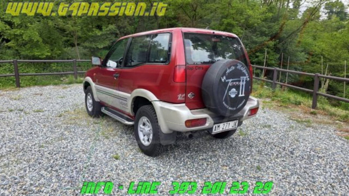 Nissan Terrano II 2.7 turbodiesel 3 porte SE (6)