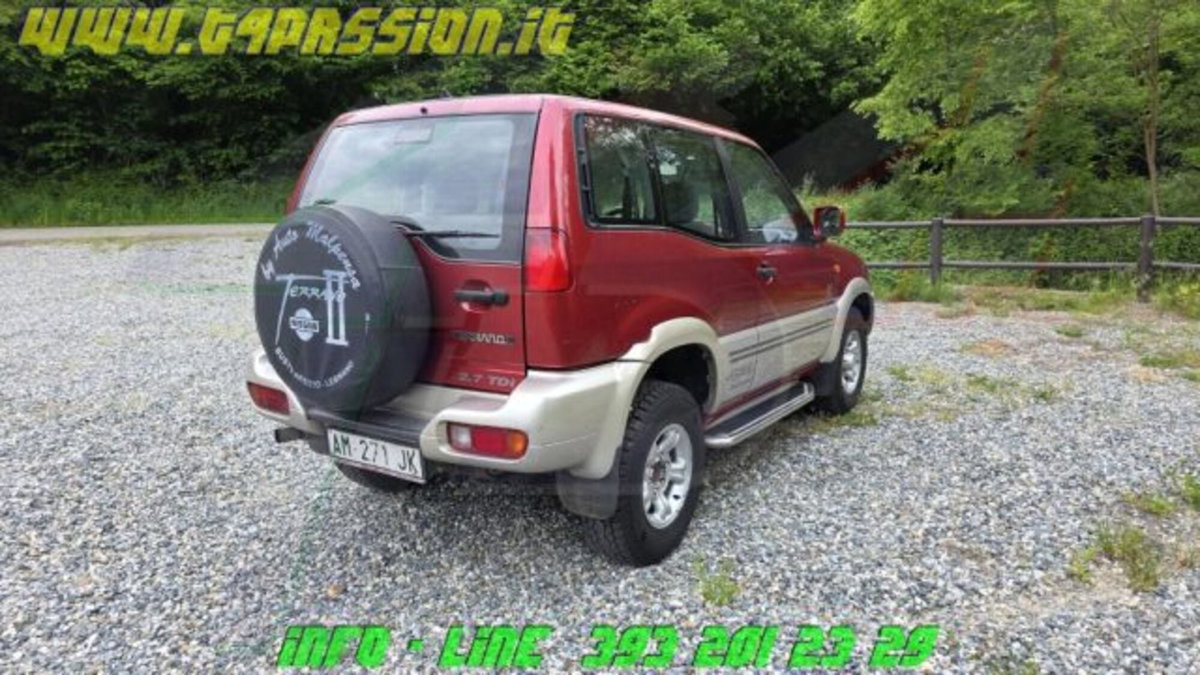 Nissan Terrano II 2.7 turbodiesel 3 porte SE (8)