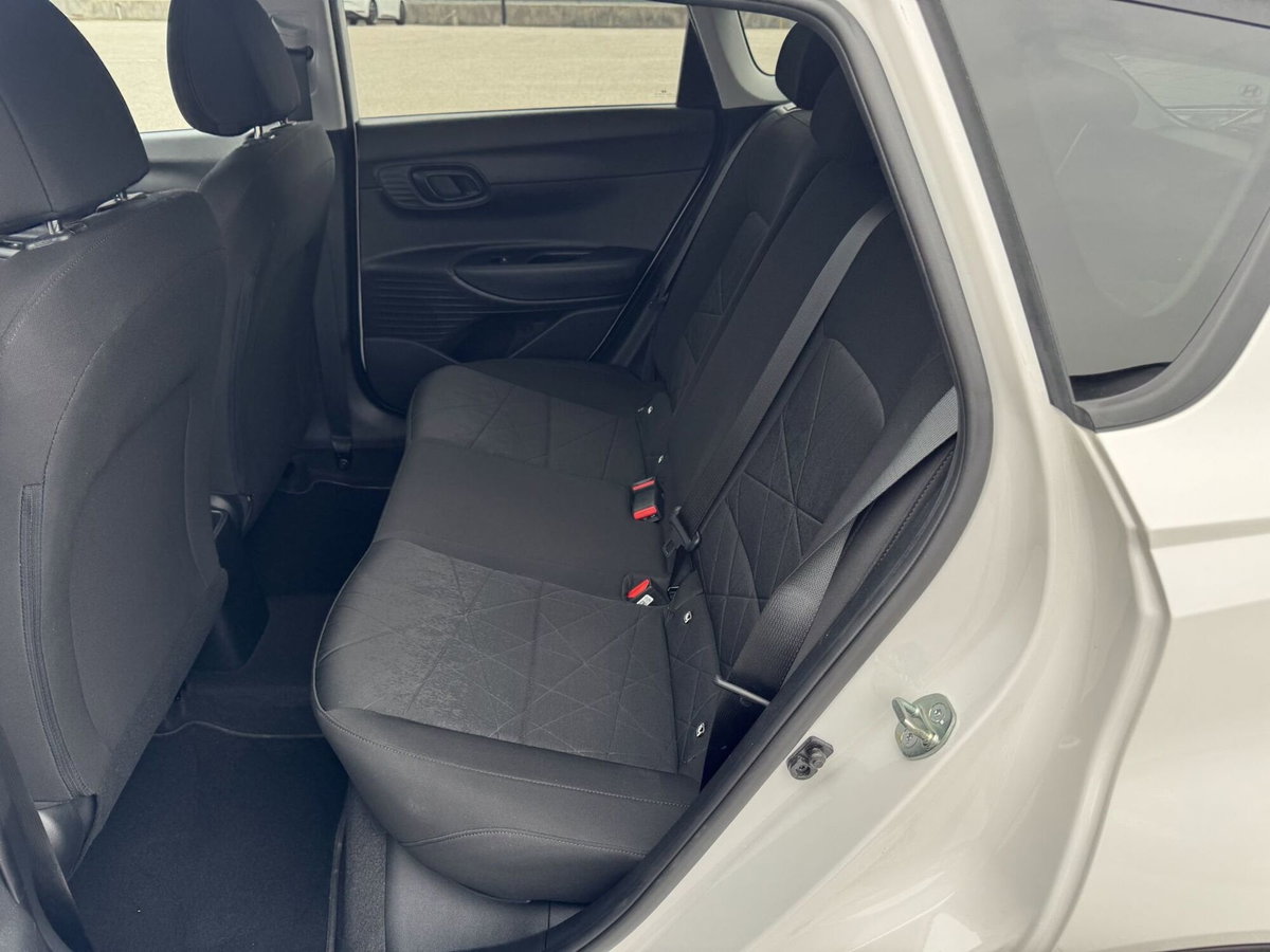Hyundai Bayon 1.0 t-gdi Gpl Xtech 84cv (12)