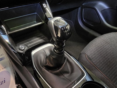 Peugeot 208 1.2 turbo Edition 100cv (15)