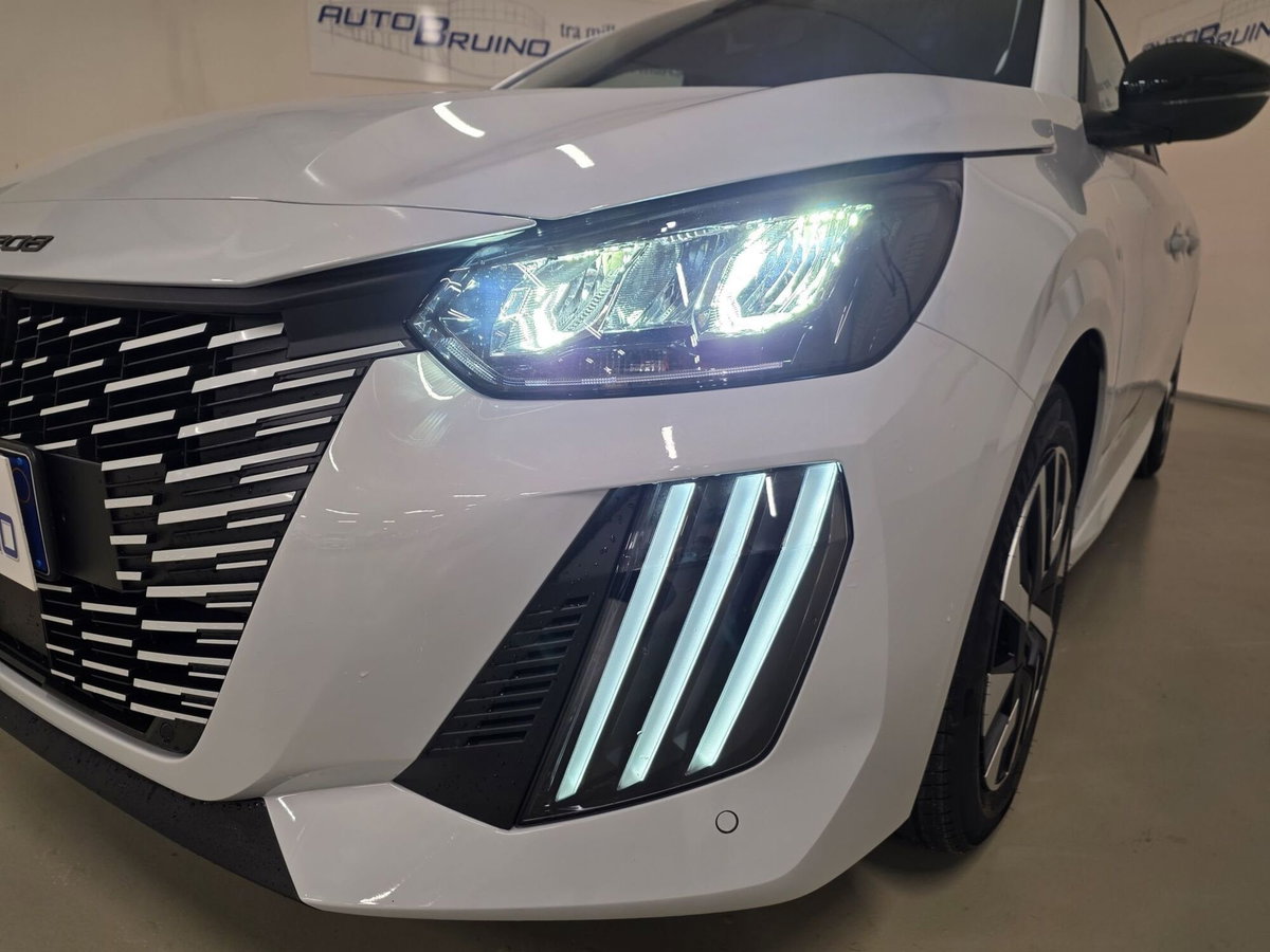 Peugeot 208 1.2 turbo Edition 100cv (4)