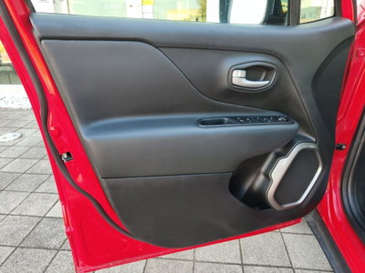 Jeep Renegade 1.5 Turbo T4 MHEV Limited (19)