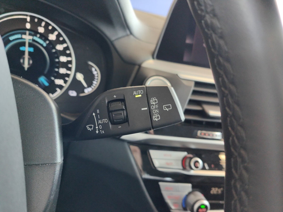 BMW X3 xDrive20i Luxury (18)