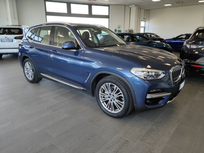 BMW X3 xDrive20i Luxury (2)