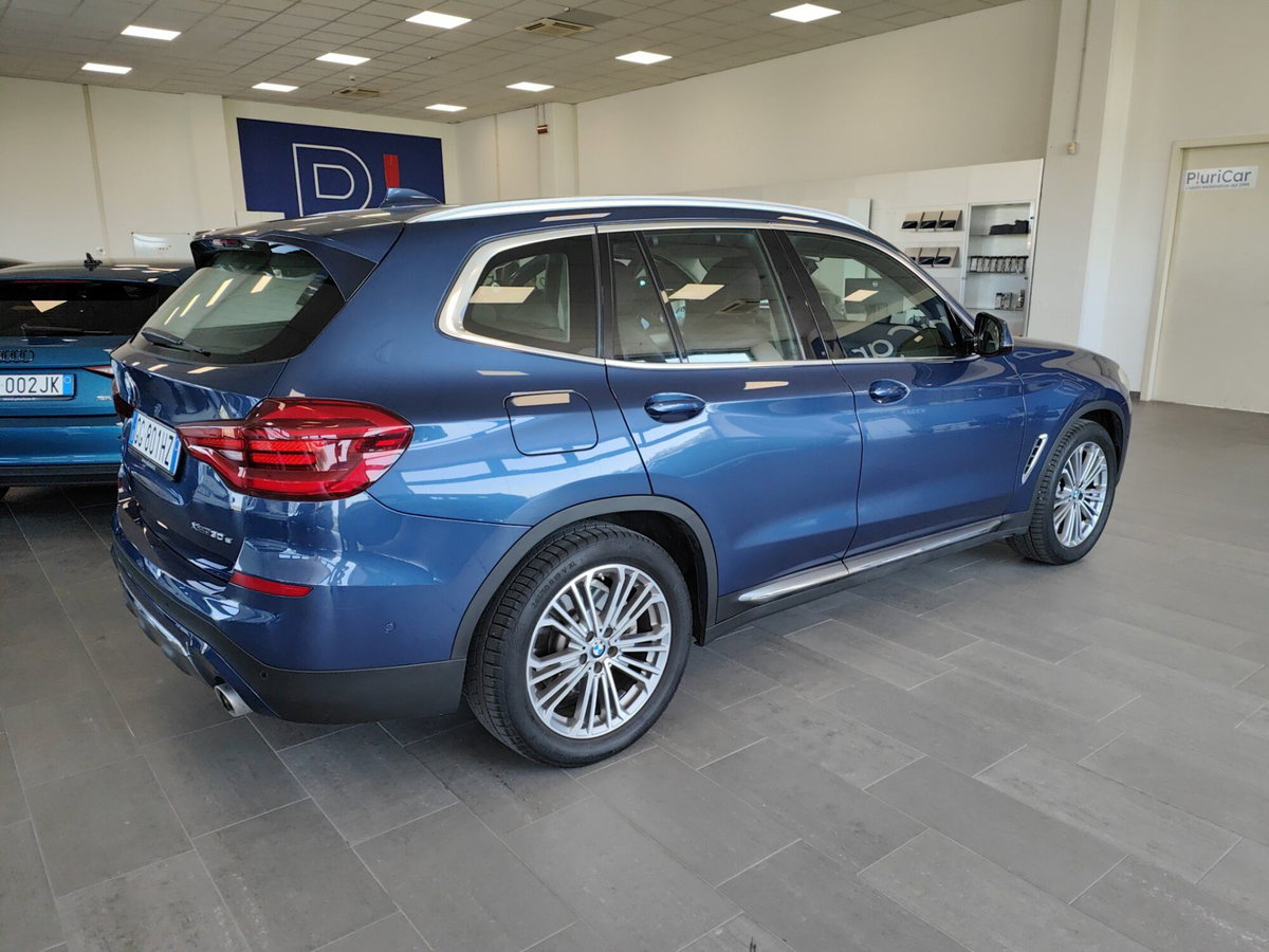 BMW X3 xDrive20i Luxury (8)
