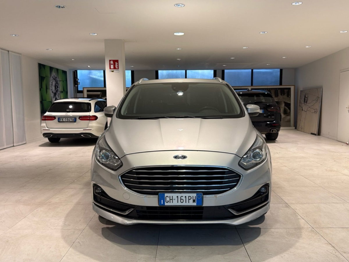 Ford S-Max 2.0 EcoBlue 150CV Start&Stop Titanium Business (17)