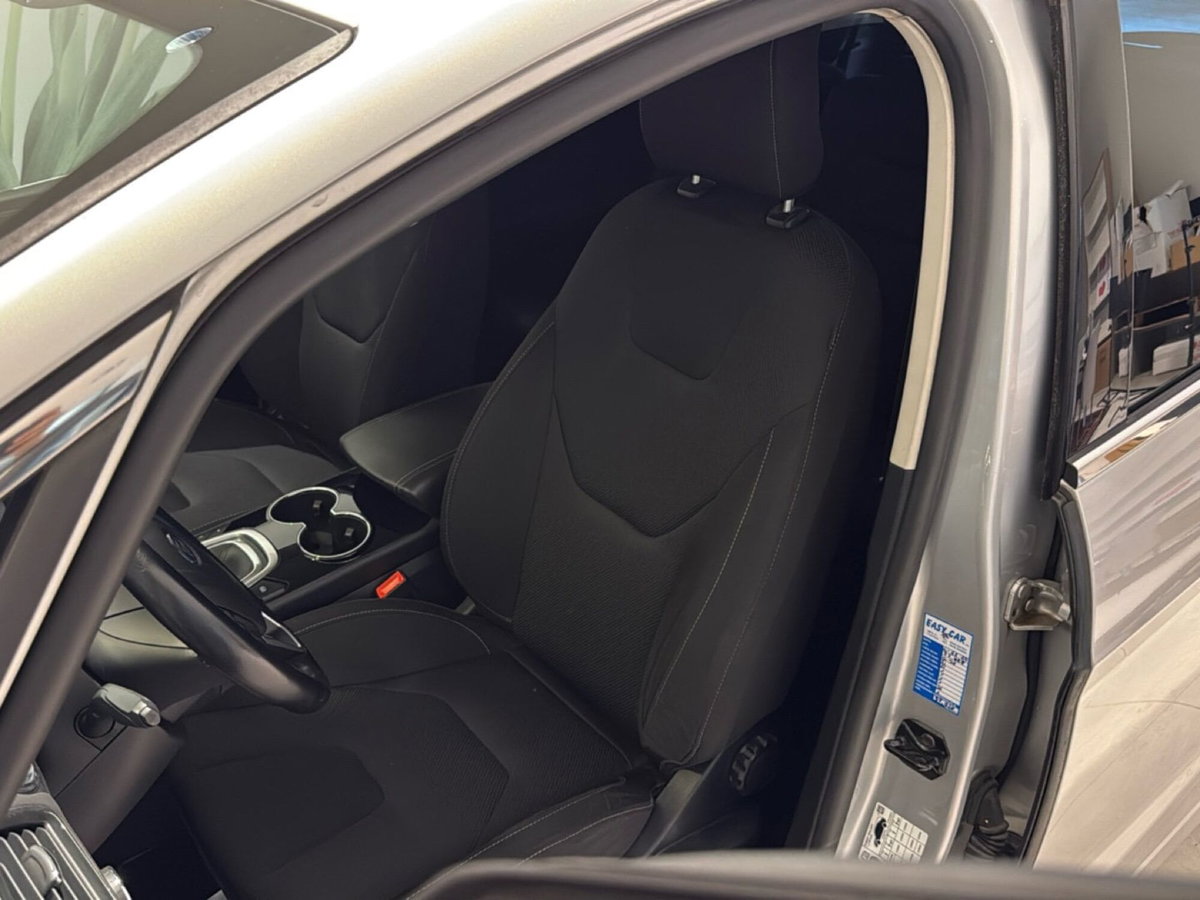 Ford S-Max 2.0 EcoBlue 150CV Start&Stop Titanium Business (3)