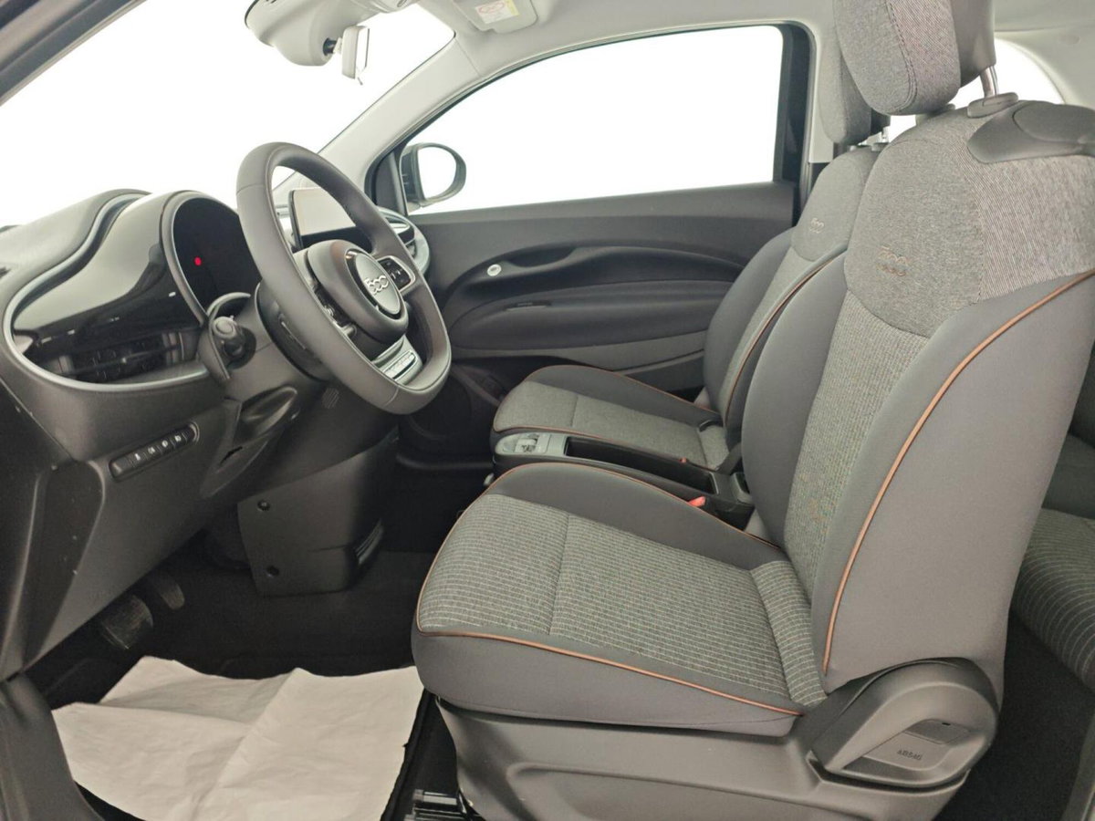 Fiat 500 Cabrio 42 kWh (9)