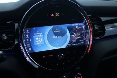 MINI Mini 2.0 John Cooper Works Essential (13)
