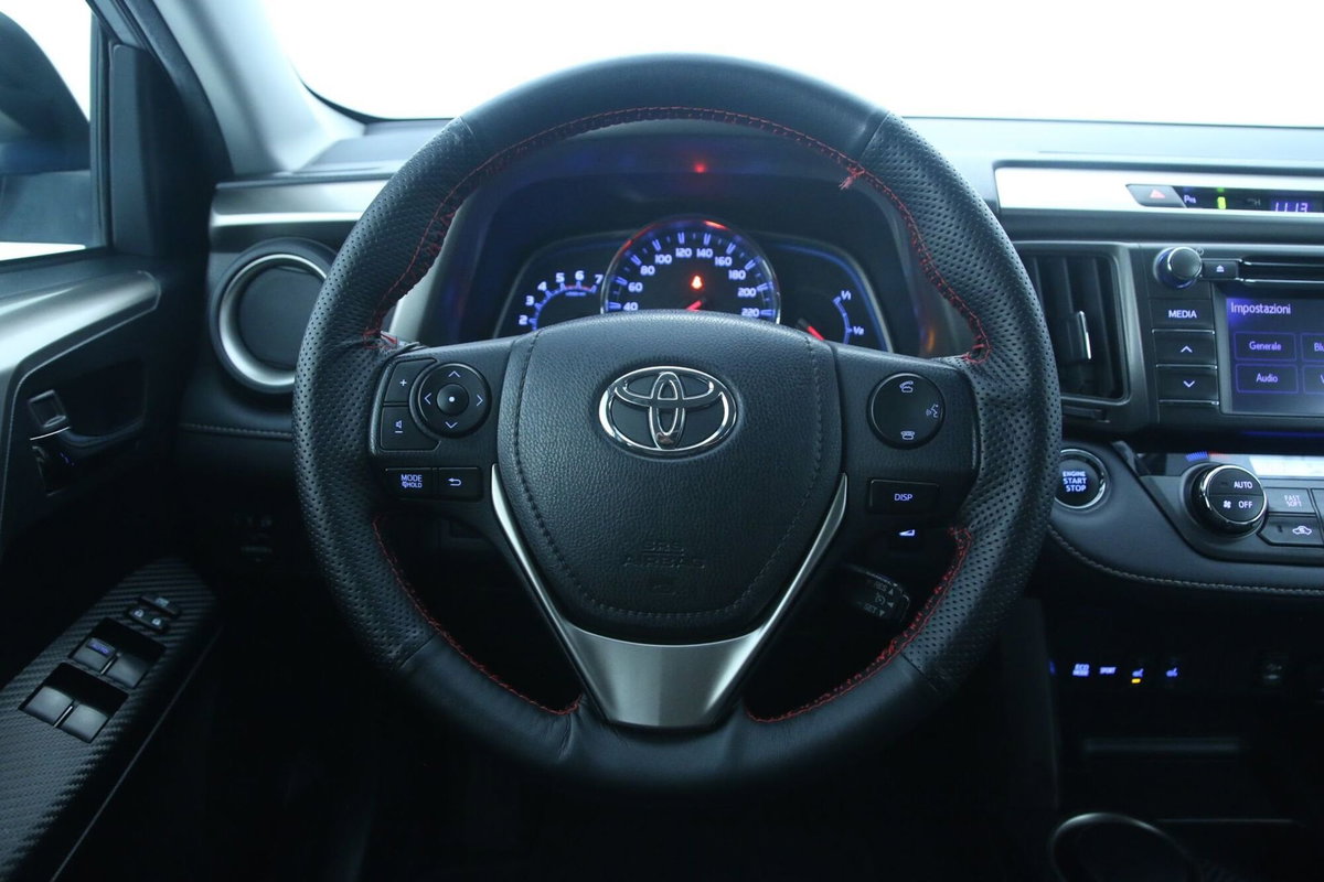 Toyota Rav4 D-CAT A/T 4WD Lounge (10)