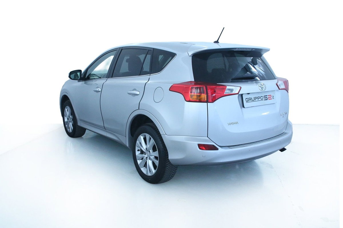 Toyota Rav4 D-CAT A/T 4WD Lounge (6)