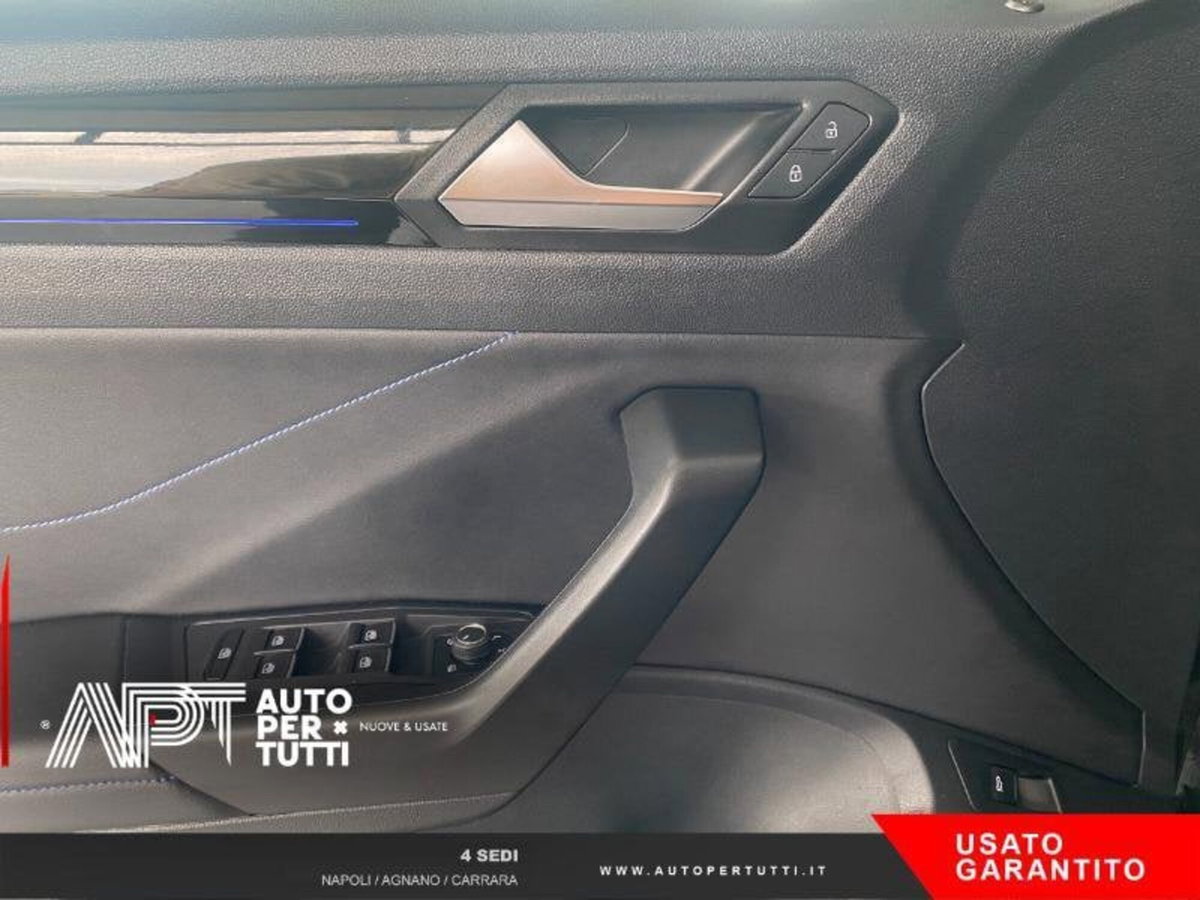 Volkswagen T-Roc 2.0 tsi R 4motion dsg (8)
