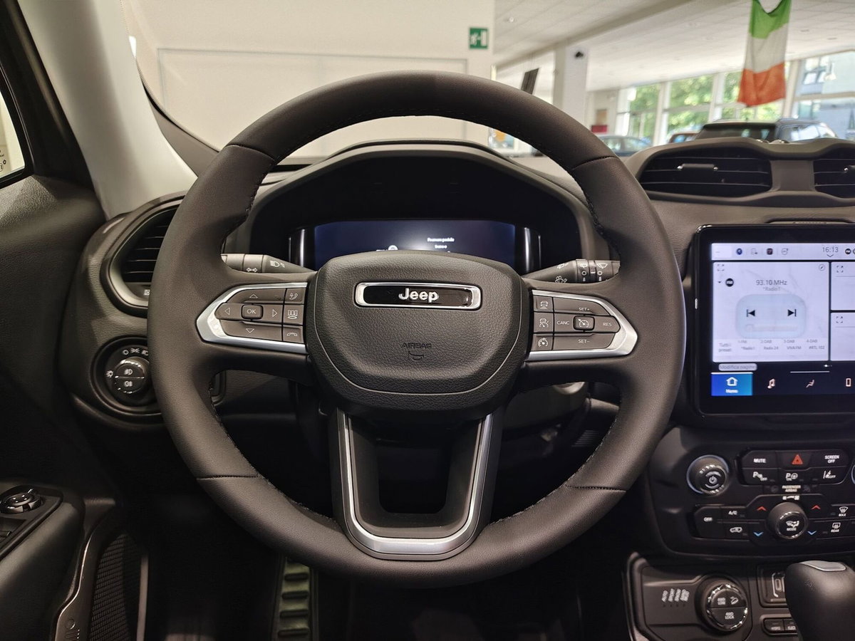 Jeep Renegade 1.3 t4 phev North Star 4xe at6 (13)