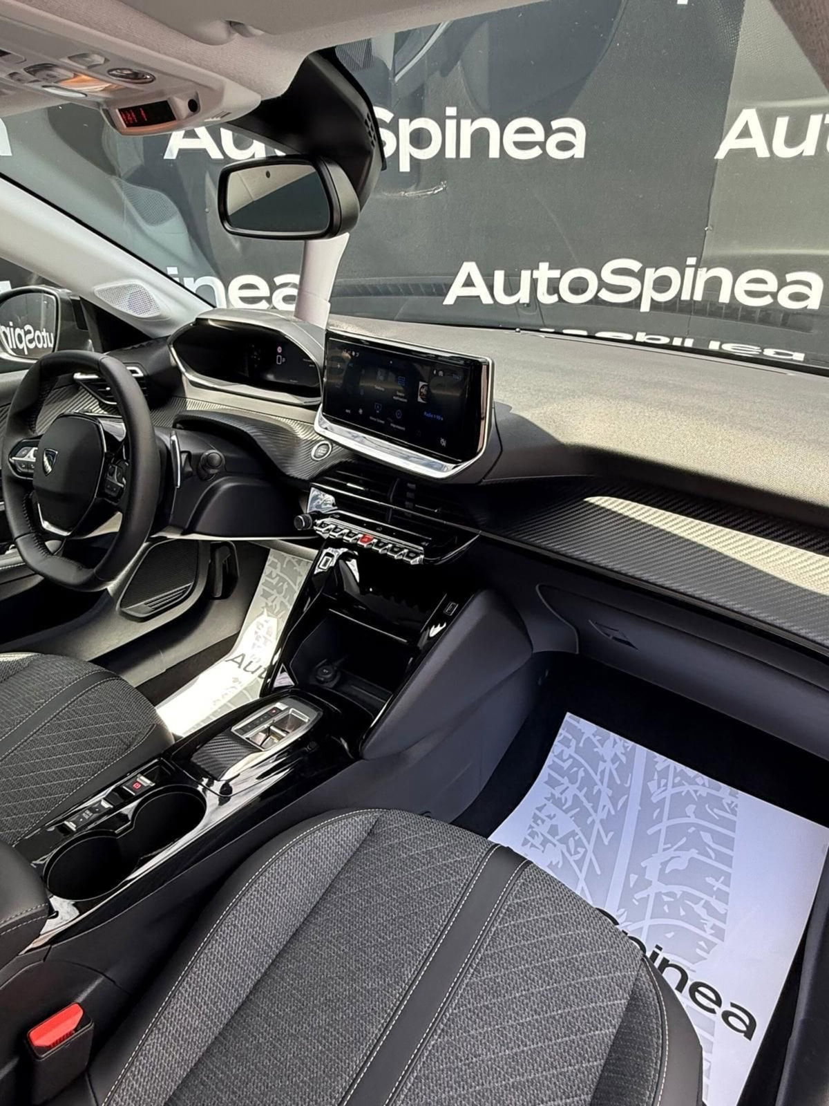 Peugeot 208 motore elettrico 136 CV 5 porte Allure (6)
