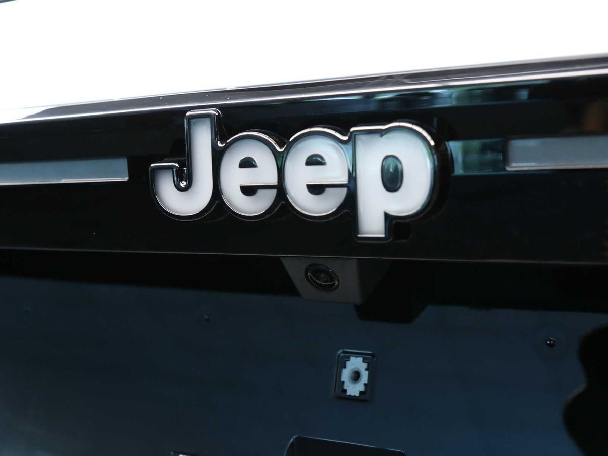 Jeep Compass 1.2 turbo e-hybrid mhev Summit fwd 145cv edct6 (8)