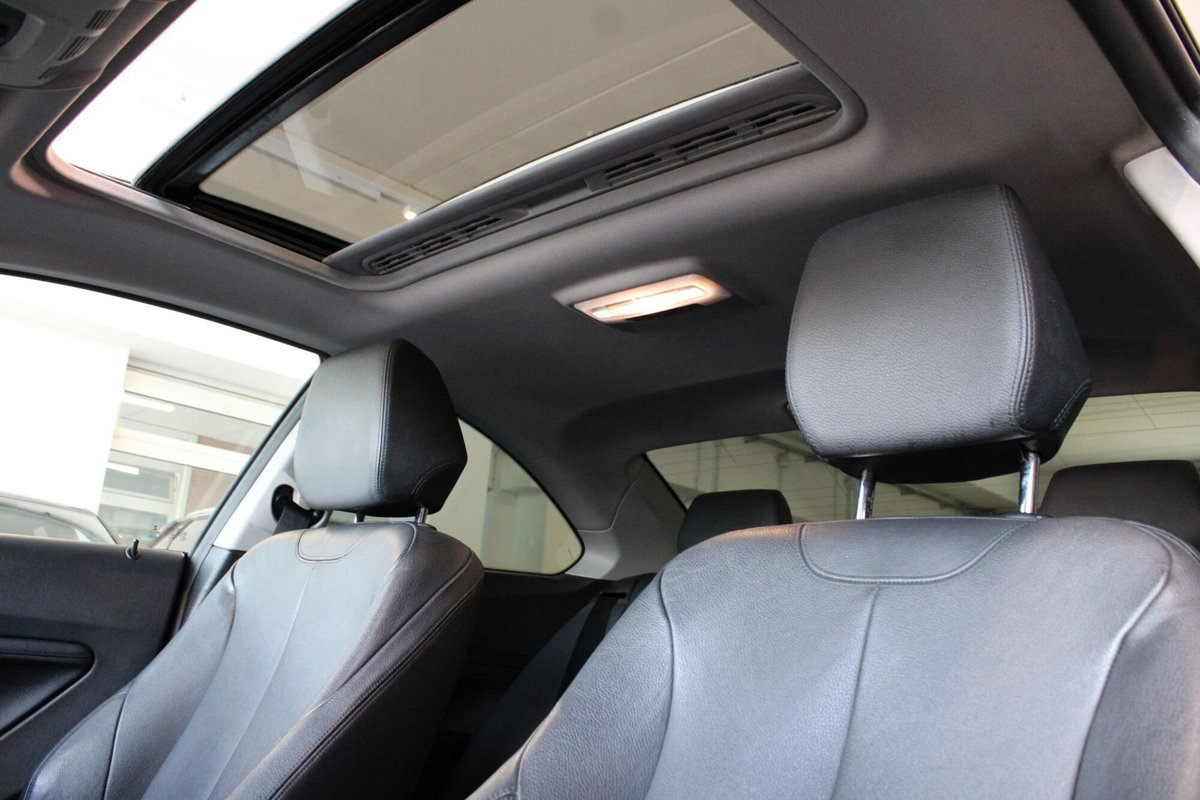 BMW Serie 2 Coupé 218i  Sport (13)