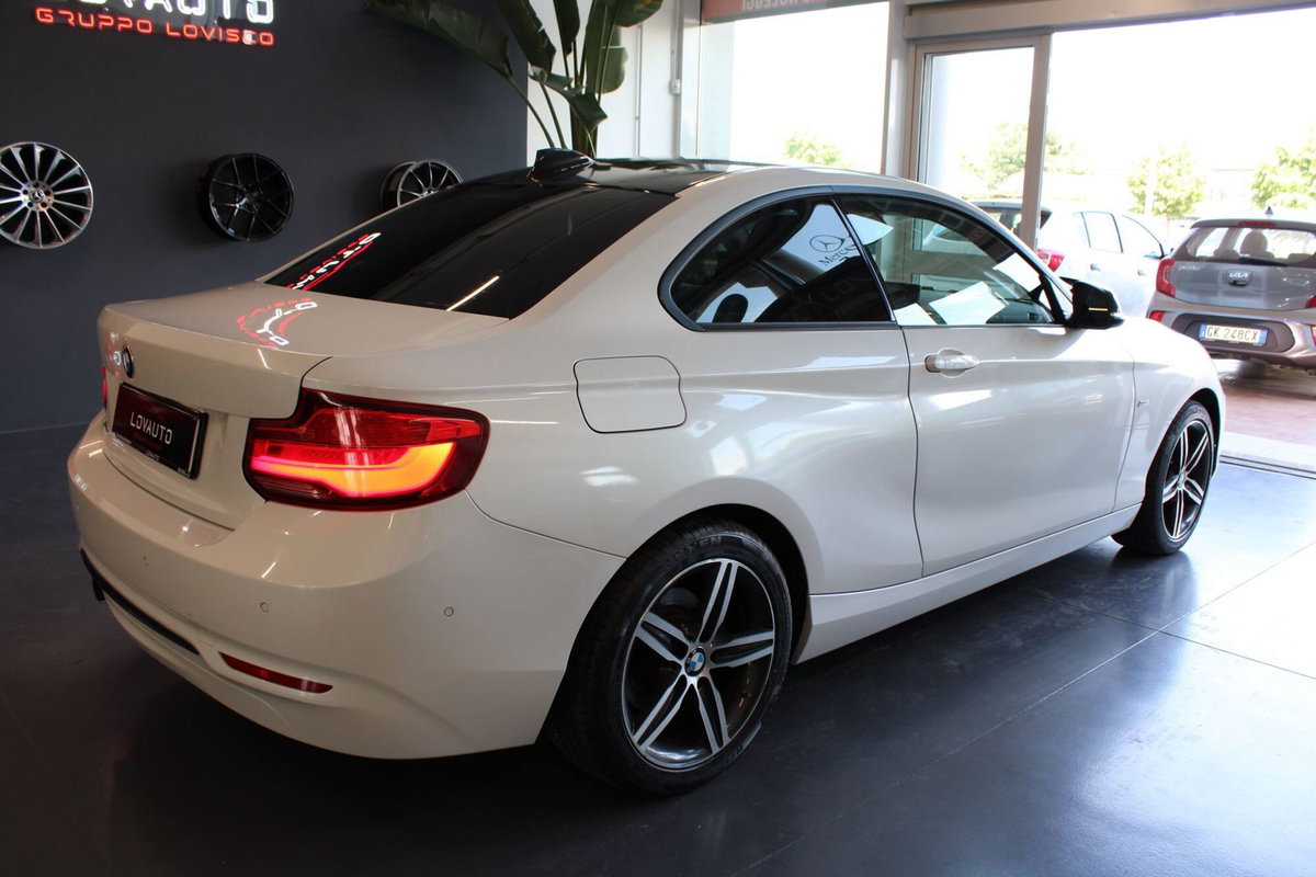 BMW Serie 2 Coupé 218i  Sport (5)