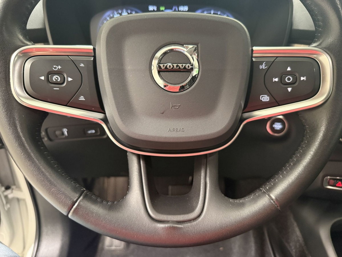 Volvo XC40 T3 Geartronic Business Plus (10)