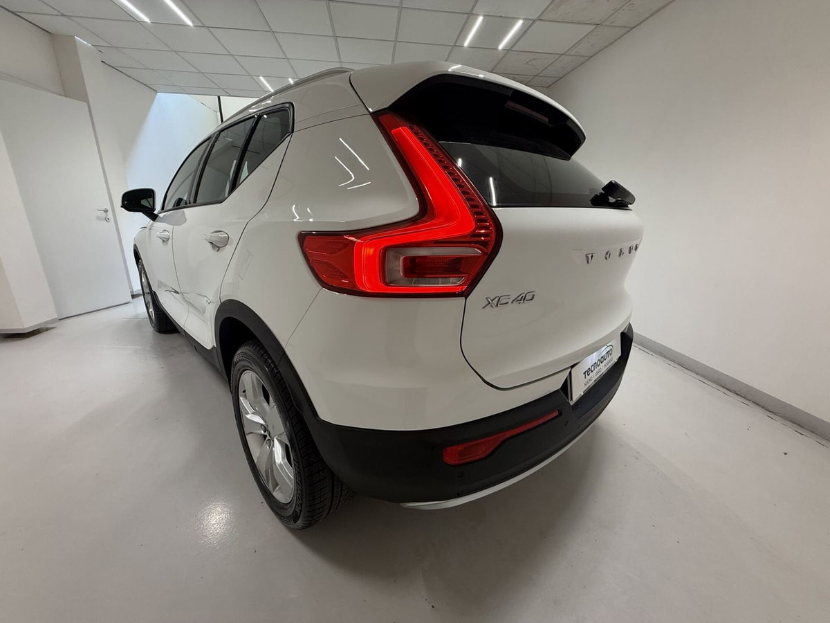 Volvo XC40 T3 Geartronic Business Plus (13)