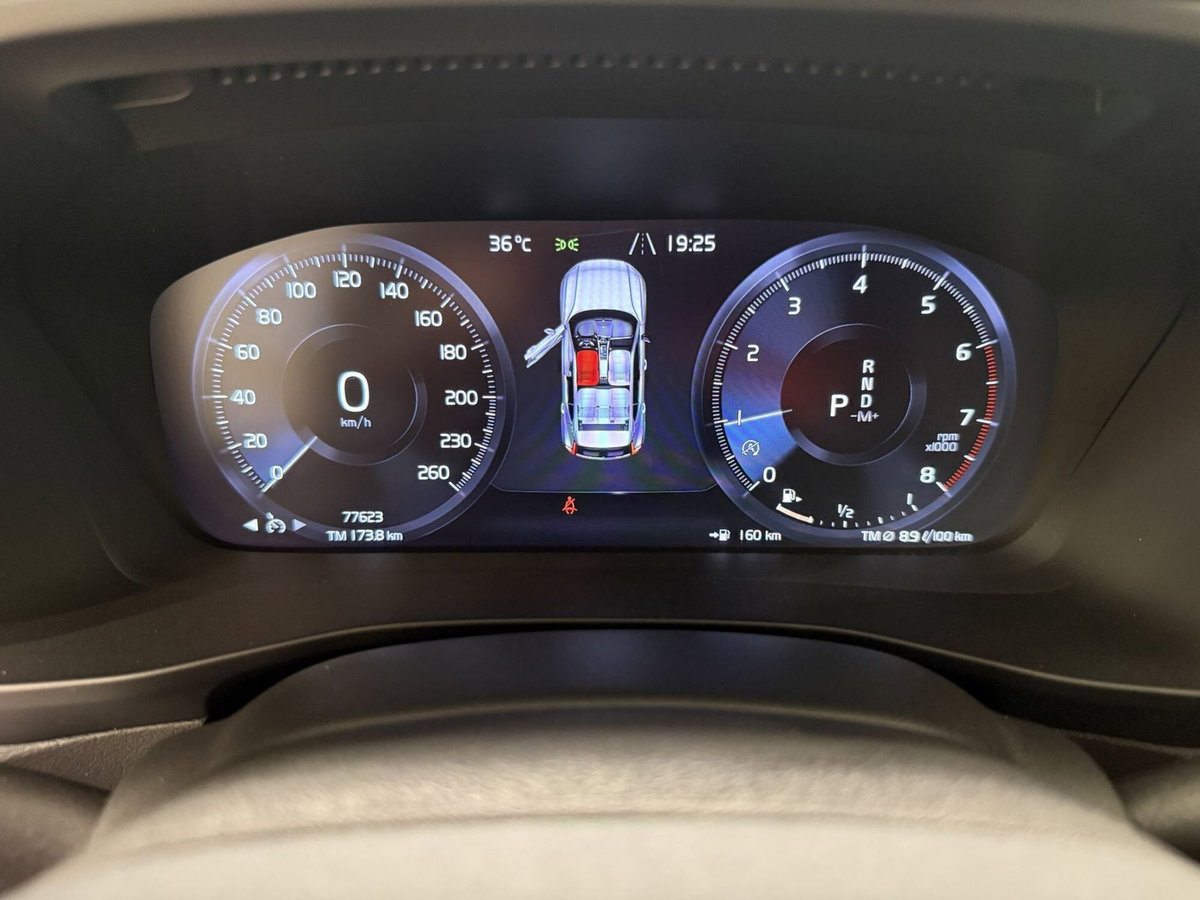 Volvo XC40 T3 Geartronic Business Plus (5)