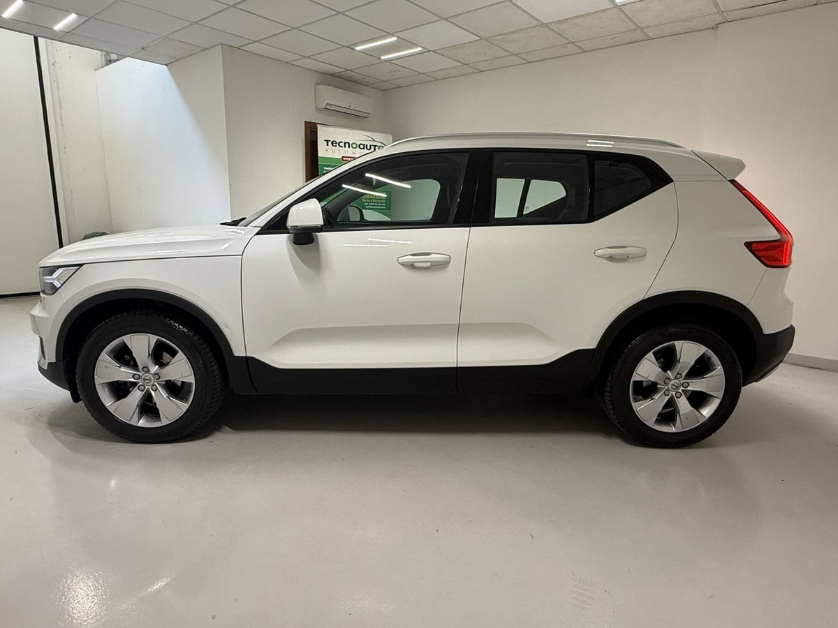 Volvo XC40 T3 Geartronic Business Plus (8)