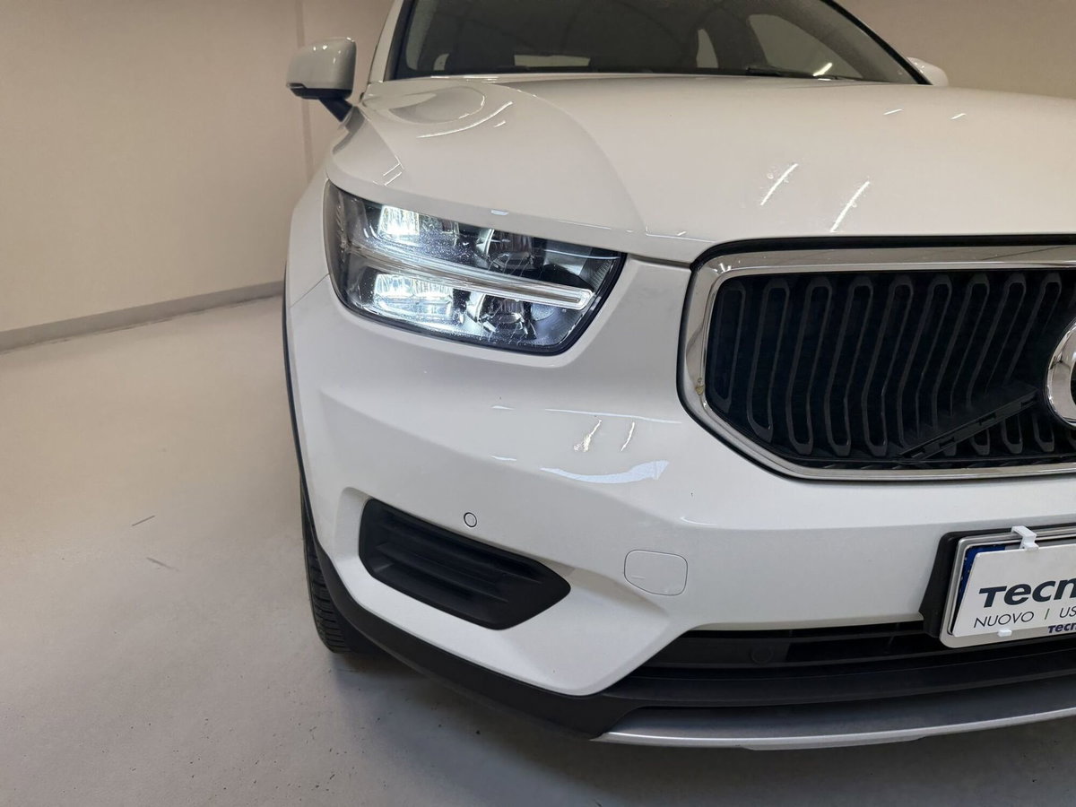 Volvo XC40 T3 Geartronic Business Plus (9)