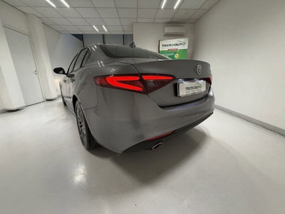 Alfa Romeo Giulia 2.2 Turbodiesel 150 CV AT8 Business (13)