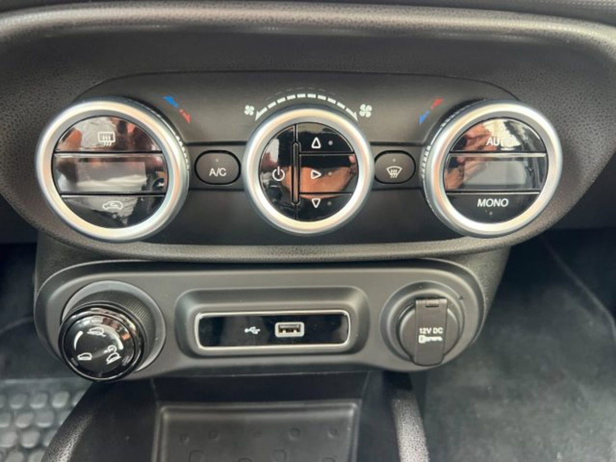 Fiat 500L 1.6 Multijet 120 CV City Cross (17)