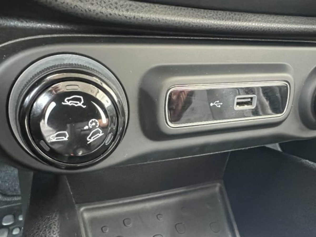 Fiat 500L 1.6 Multijet 120 CV City Cross (18)
