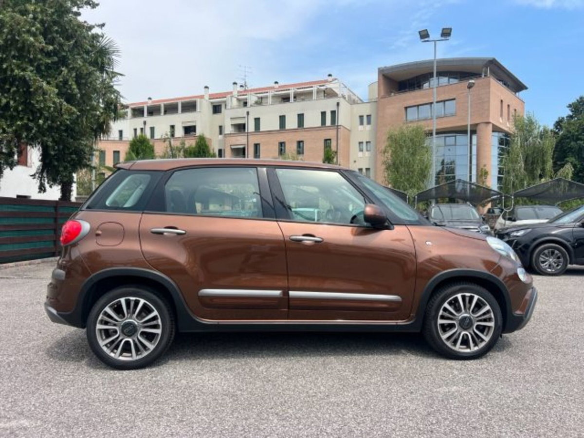 Fiat 500L 1.6 Multijet 120 CV City Cross (4)