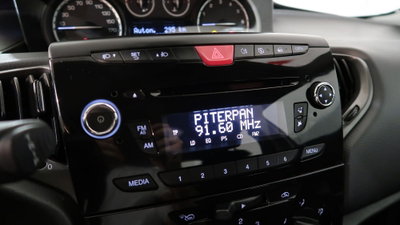 Lancia Ypsilon 1.2 69 CV Argento (10)