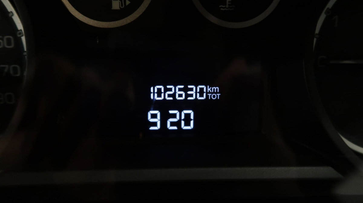 Lancia Ypsilon 1.2 69 CV Argento (19)