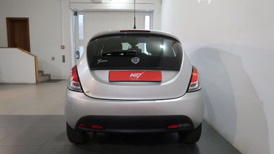 Lancia Ypsilon 1.2 69 CV Argento (7)