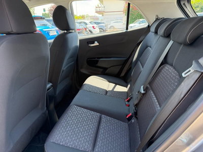 Kia Picanto 1.0 12V 5 porte AMT Style (13)