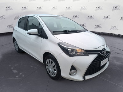 Toyota Yaris 1.3 3 porte Active (4)