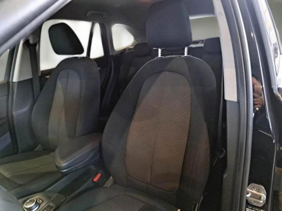 BMW X1 xDrive25e Advantage (5)