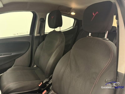 Lancia Ypsilon 1.2 69 CV 5 porte Silver (18)
