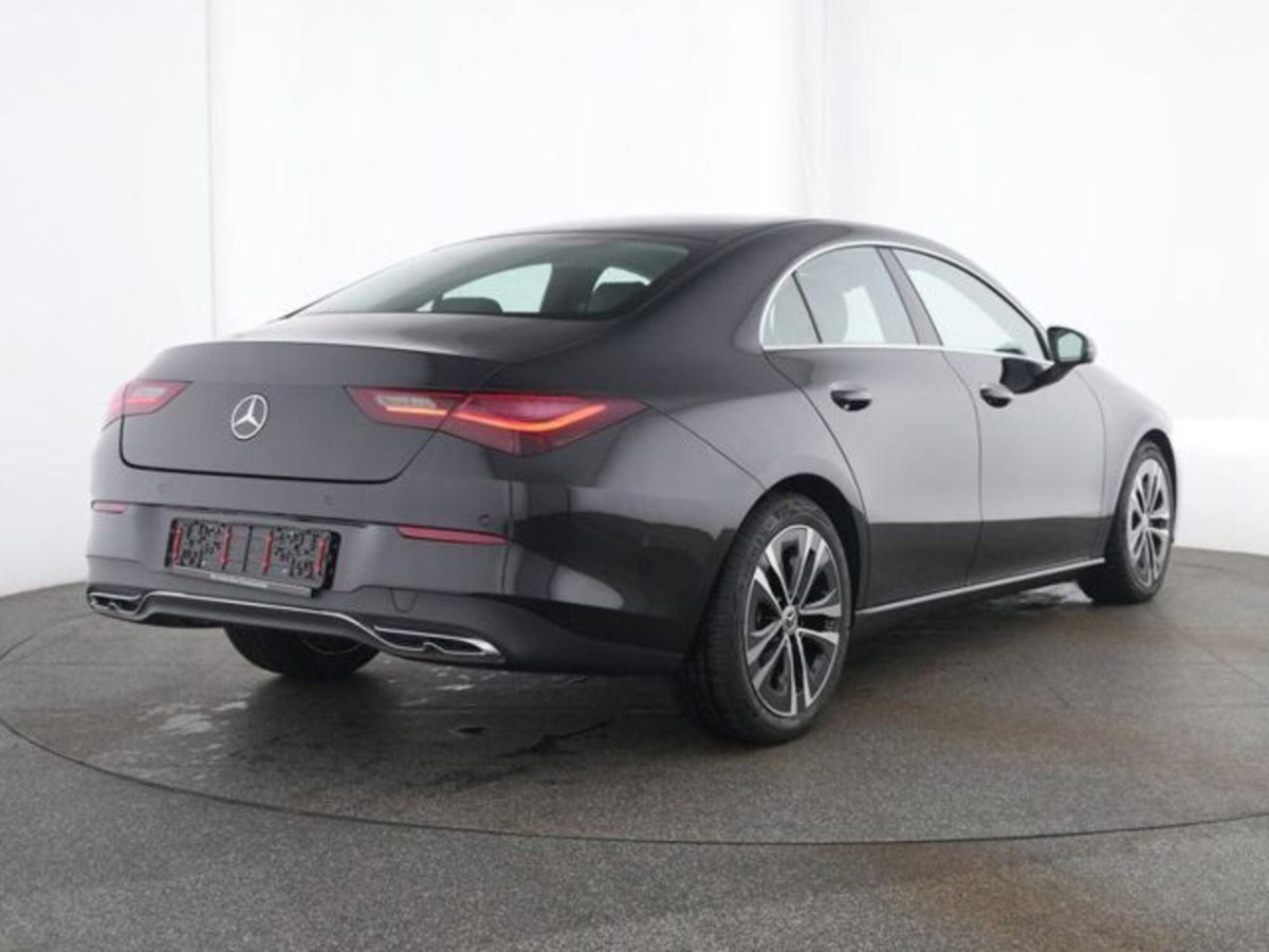 Mercedes-Benz CLA 180 Automatic Executive (3)