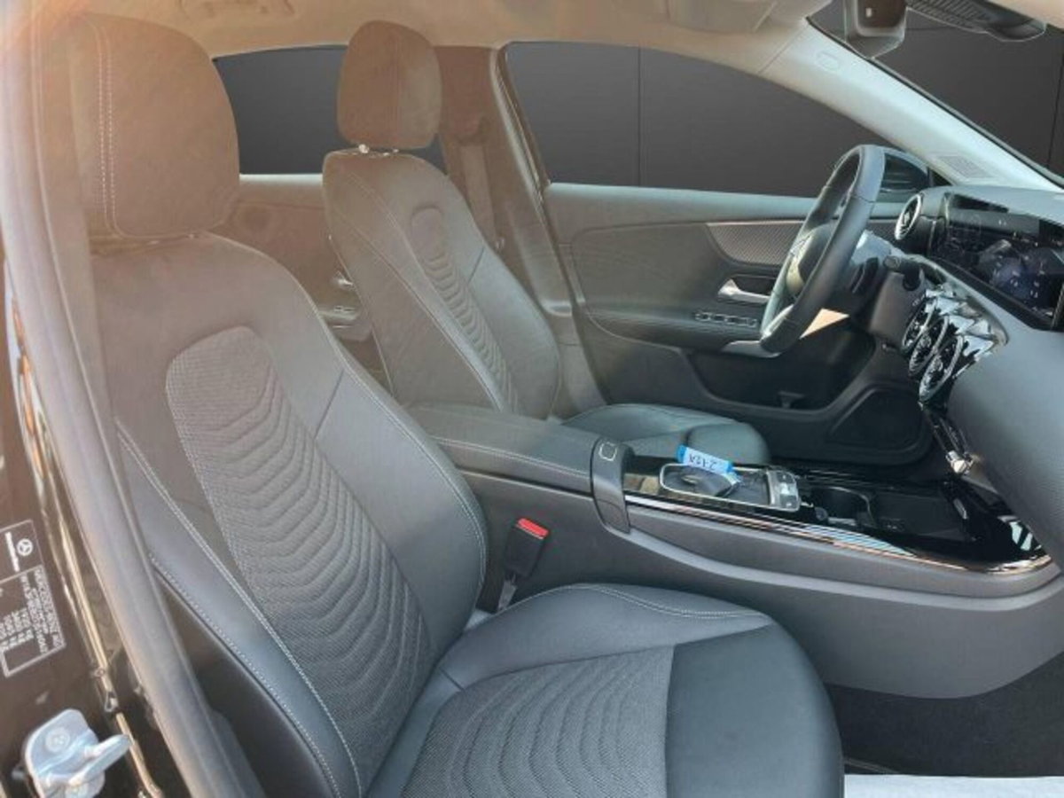 Mercedes-Benz Classe A Sedan 180 Progressive Advanced Plus auto (11)