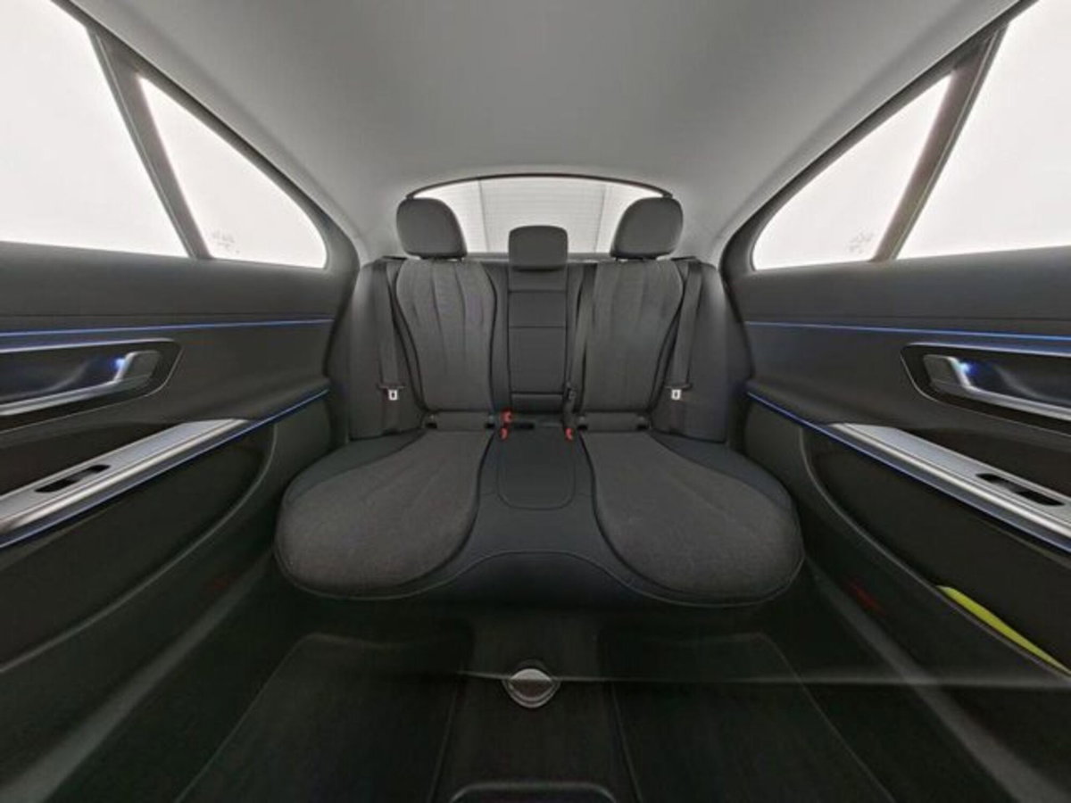 Mercedes-Benz Classe E 200 Auto Mild hybrid Premium (7)
