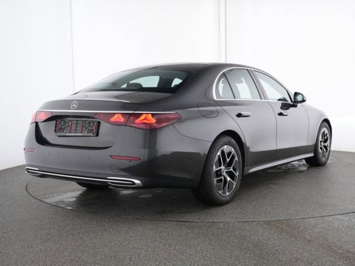 Mercedes-Benz Classe E 200 Auto Mild hybrid Premium (9)
