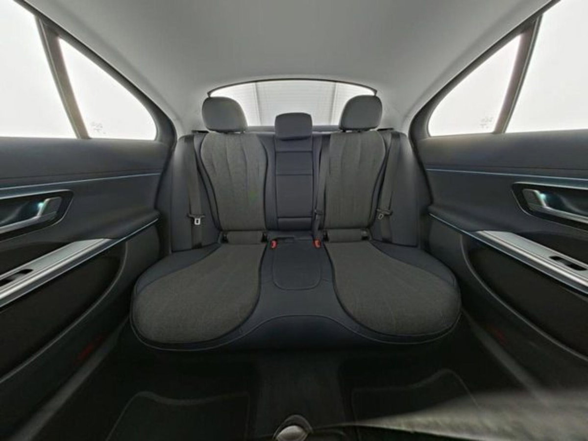 Mercedes-Benz Classe E 200 Auto Mild hybrid Premium (8)