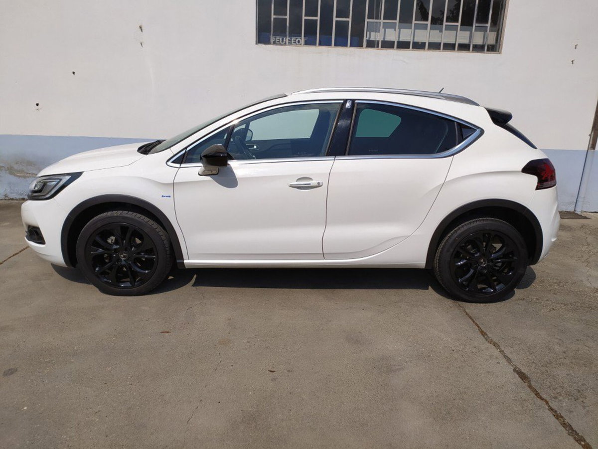 Ds DS 4 DS 4 Crossback BlueHDi 120 S&S Sport Chic
