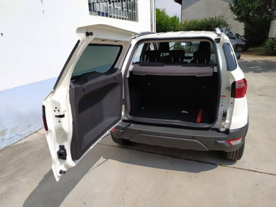 Ford EcoSport 1.5 TDCi 95 CV Plus (12)