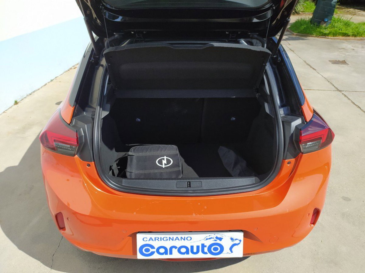 Opel Corsa-e 5 porte Elegance (13)
