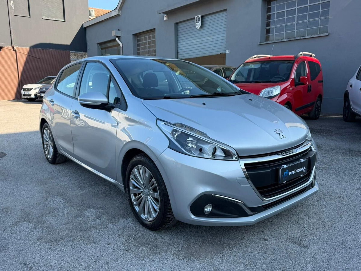 Peugeot 208 82 5 porte Allure (4)