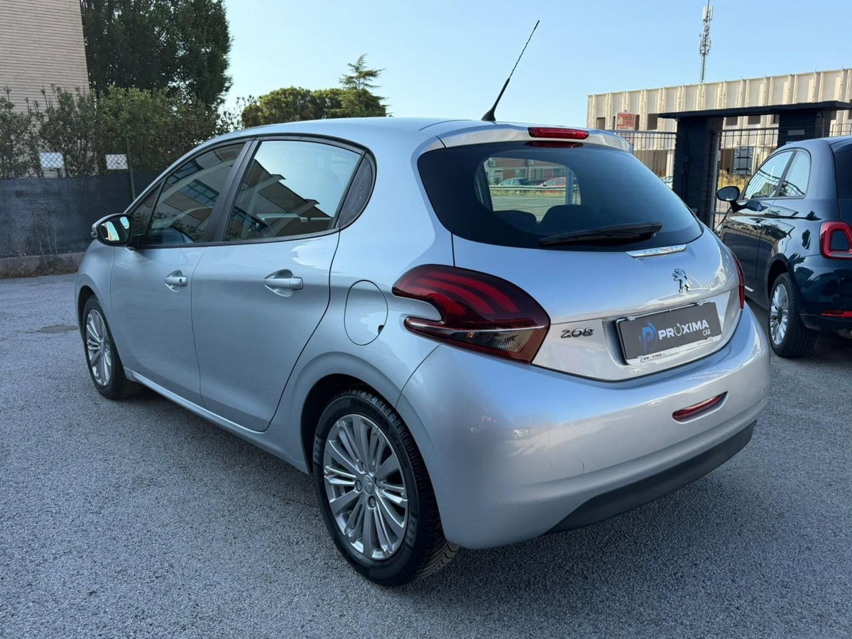 Peugeot 208 82 5 porte Allure (8)